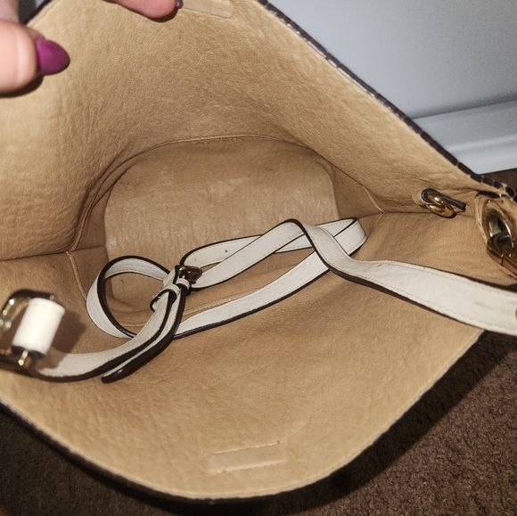 Calvin Klein Crossbody with wallet bag - Picture 5 of 7